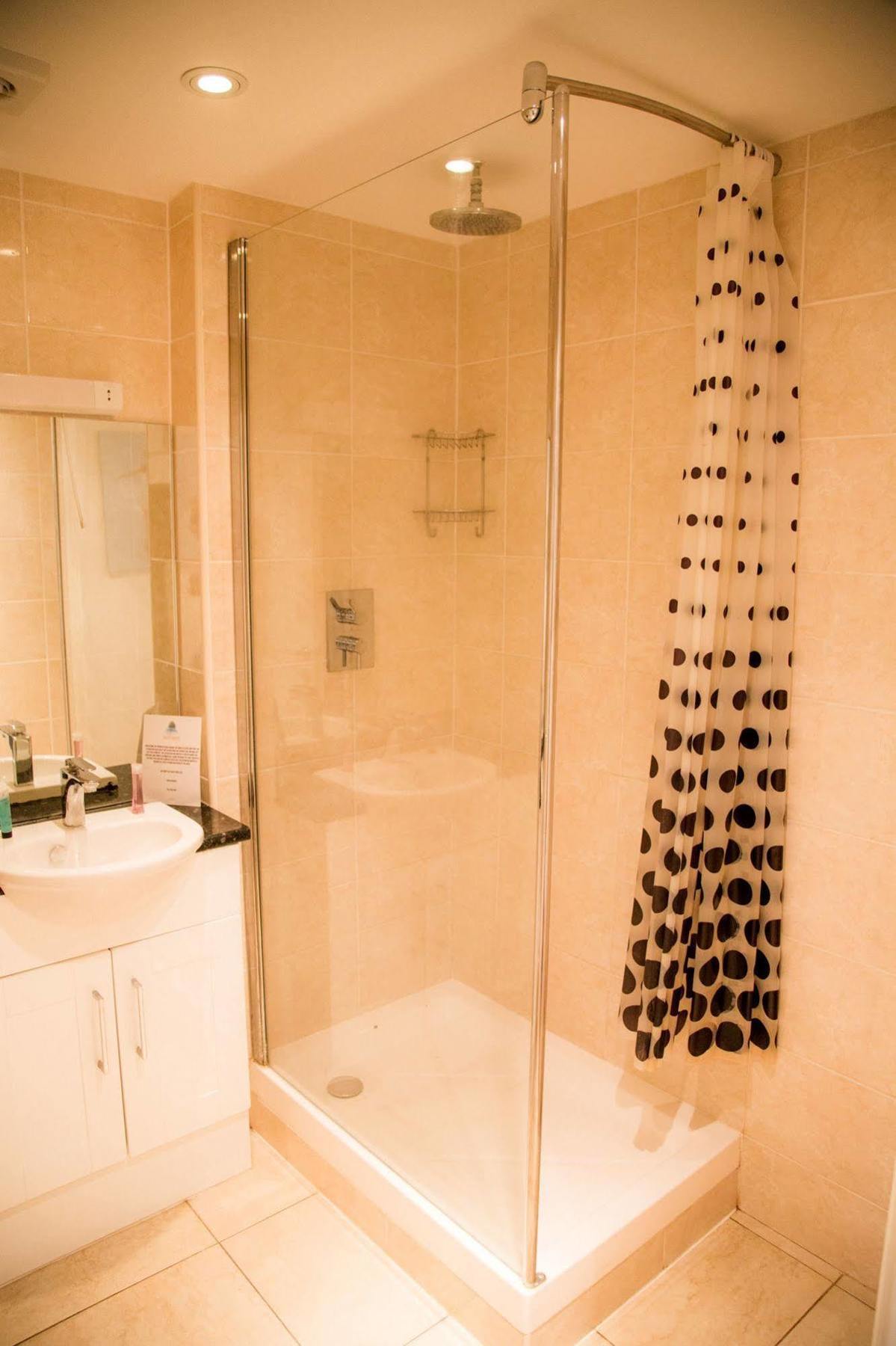 Hotel And Relax At The Yew Tree Manuden